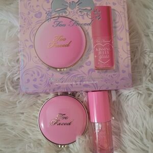 Too-Faced- Dream A little Dream- Blush & Lip Gloss set.